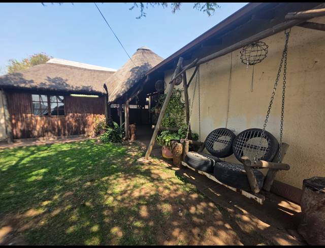 3 BEDROOM HOUSE FOR SALE IN VANDERBIJLPARK CW 1